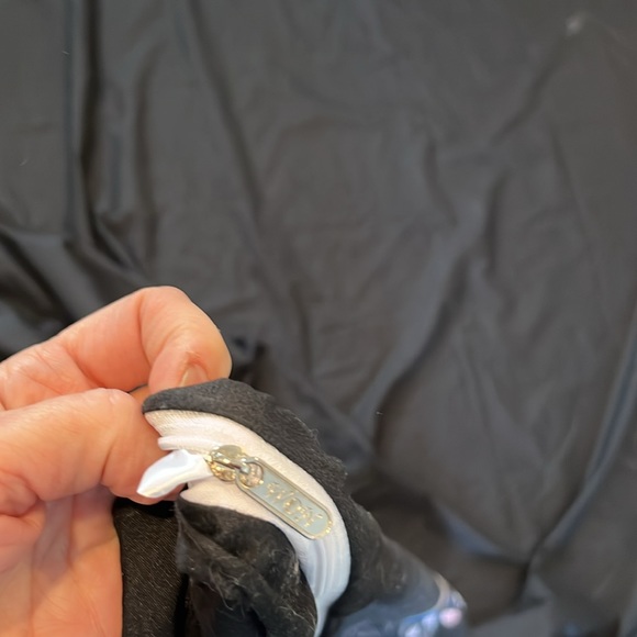 Skull and flowers Duvet and pillowcase set twin size 70x84” - Picture 4 of 5